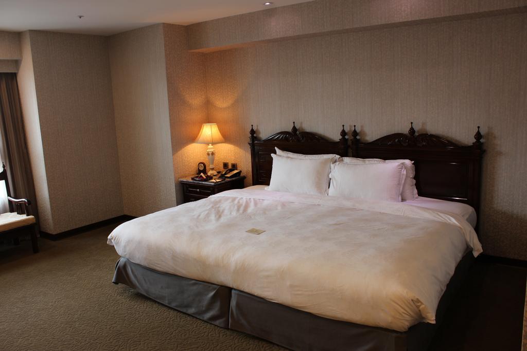 Royal Seasons Hotel Taichung‧Zhongkang Eksteriør bilde