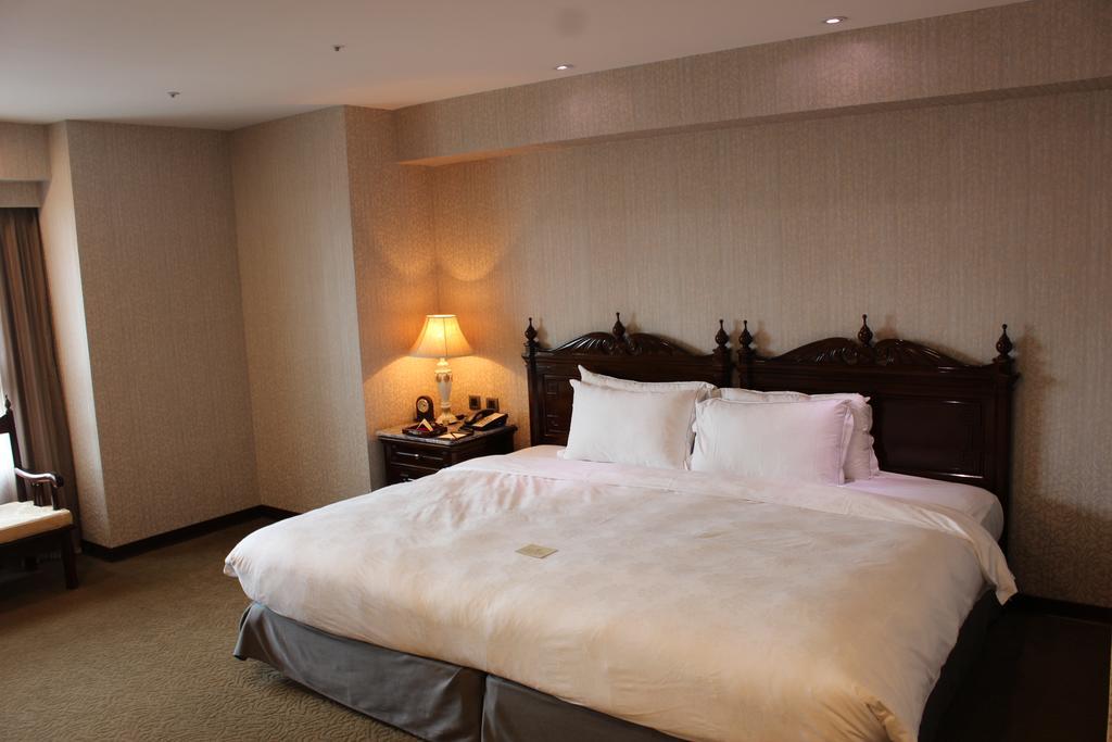 Royal Seasons Hotel Taichung‧Zhongkang Eksteriør bilde